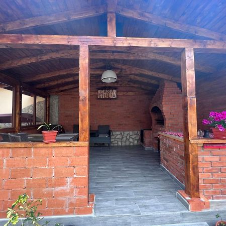Hotel Casa Flori Călimăneşti Esterno foto