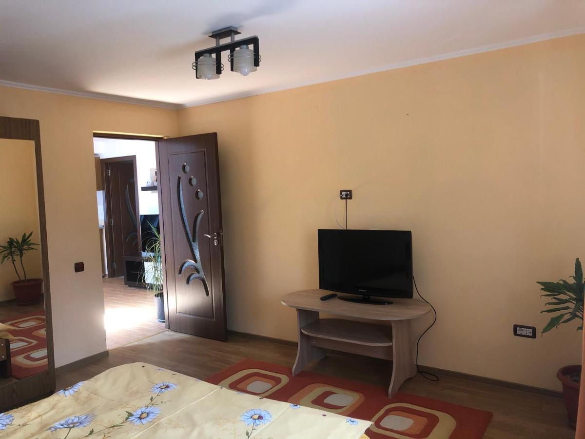 Hotel Casa Flori Călimăneşti Esterno foto